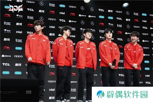 虎娘日报：拳头官宣将免费送限定皮肤 Xun上演教科书千珏